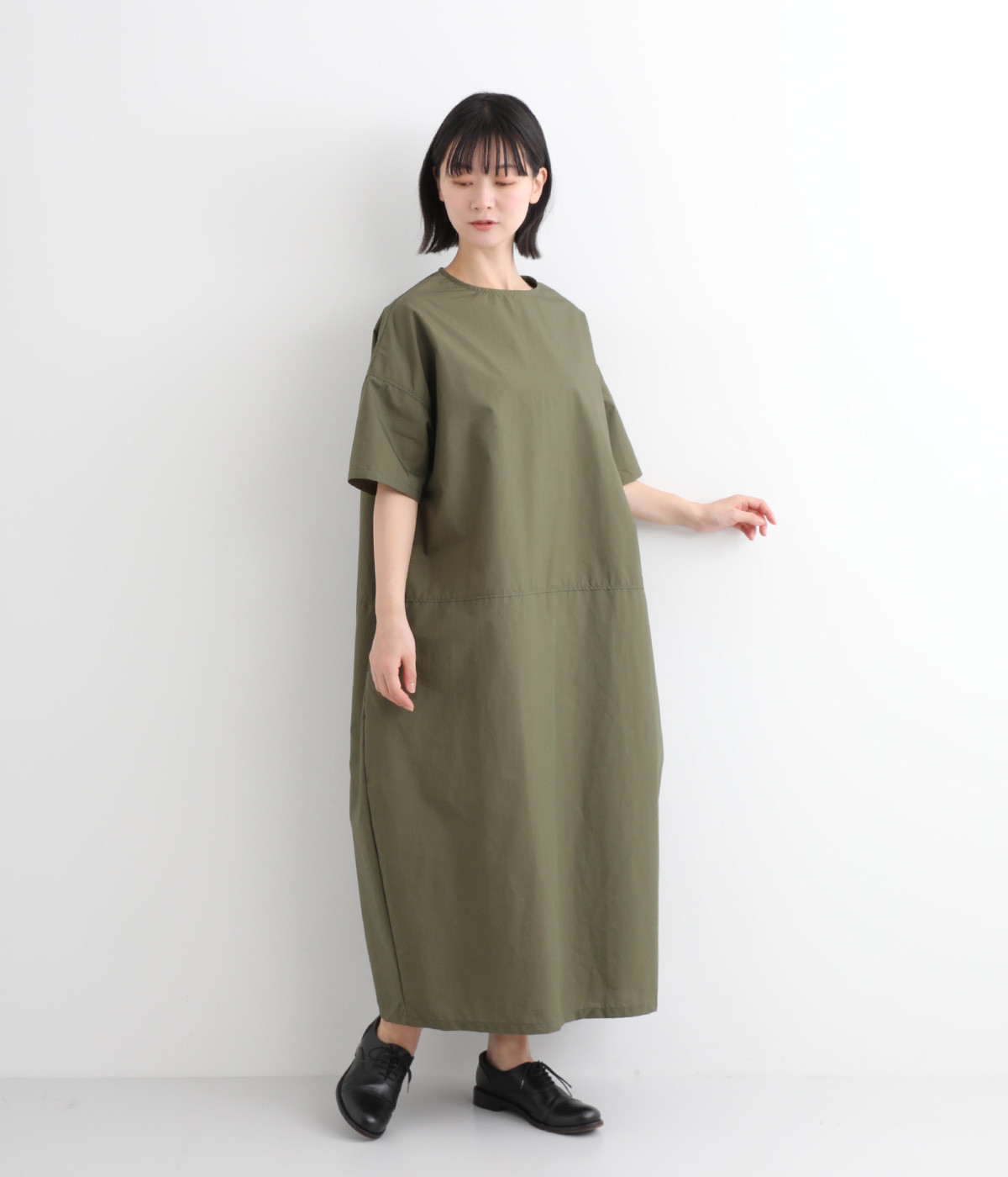 撥水加工コットンナイロン　コクーンワンピース(オリーブ-ONESIZE)