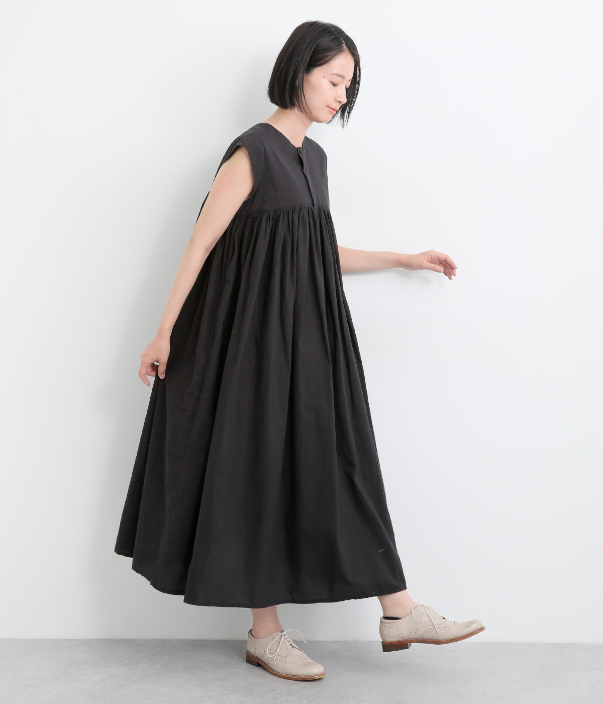 コットンリネンシャンブレー2wayワンピース(ブラック-ONESIZE)