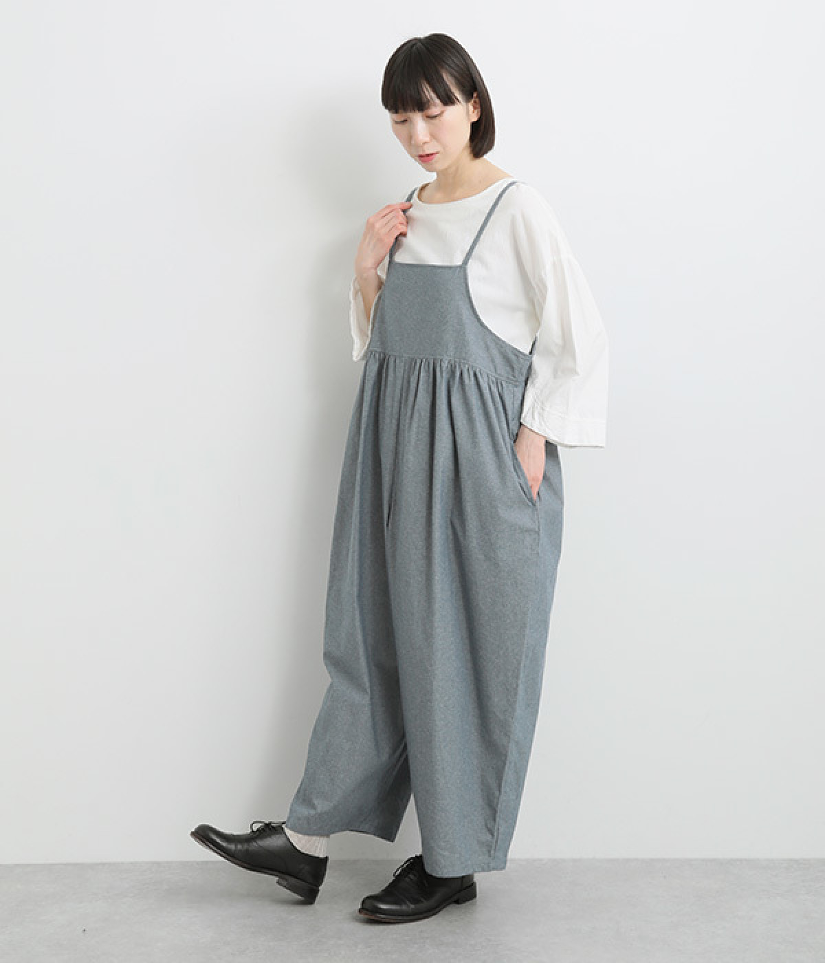 コットンシャンブレー　バックリボンサロペット(インディゴ-ONESIZE)