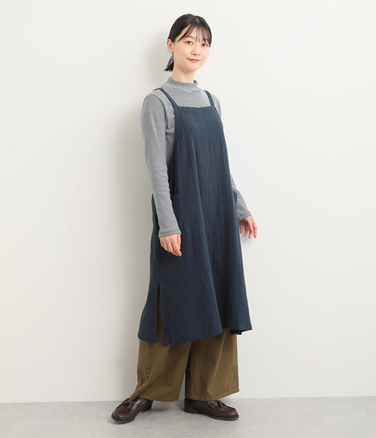 ダブルガーゼ エプロンワンピース(ネイビー-ONESIZE)