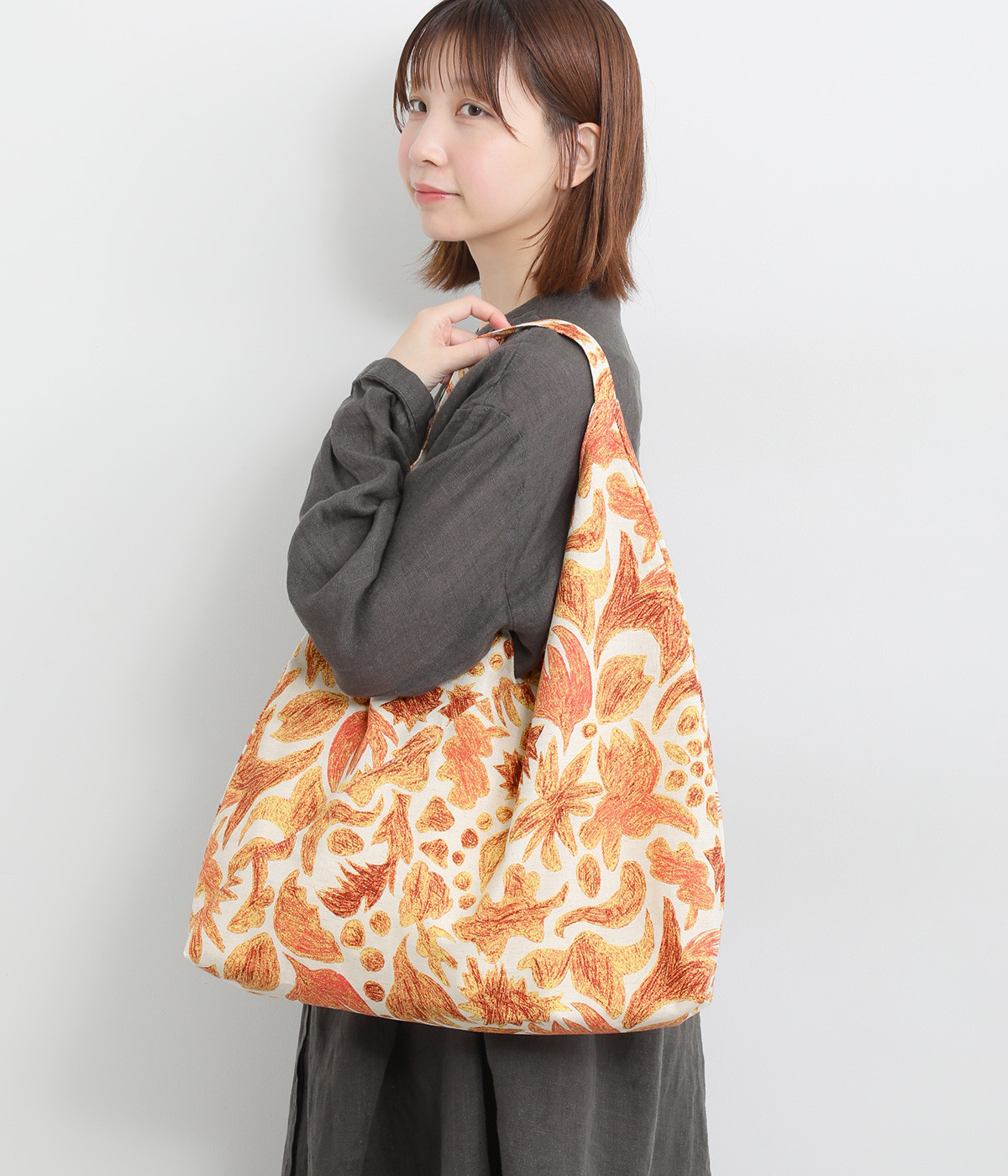 コットンリネン幾何フラワー　肩掛けショルダー(レッド-ONESIZE)