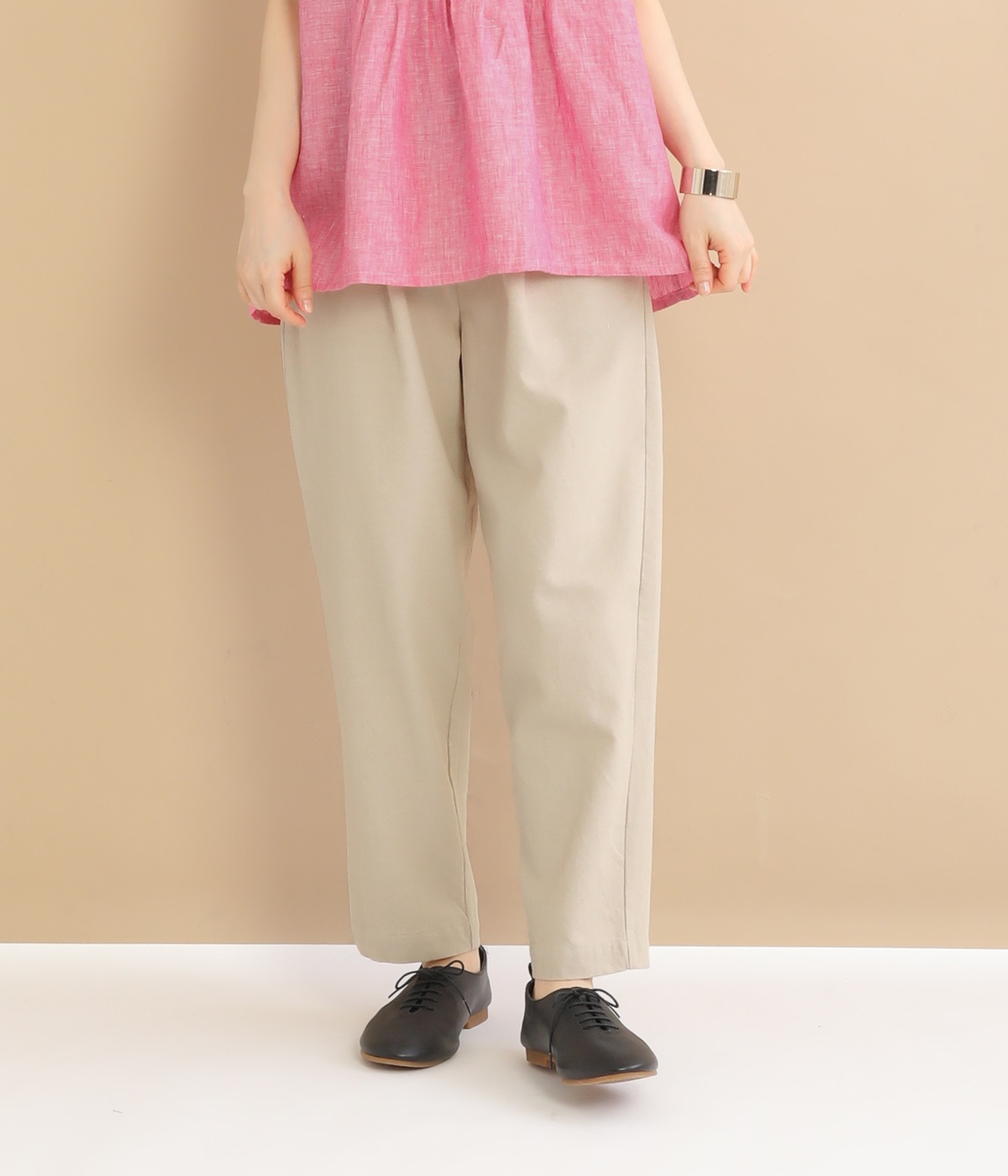 コットンツイル無地テーパードパンツ(ベージュ-ONESIZE)