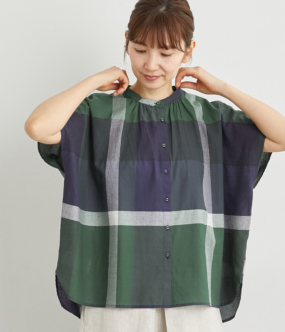 コットンリネン細番手パネルチェックブラウス(ネイビー-ONESIZE)