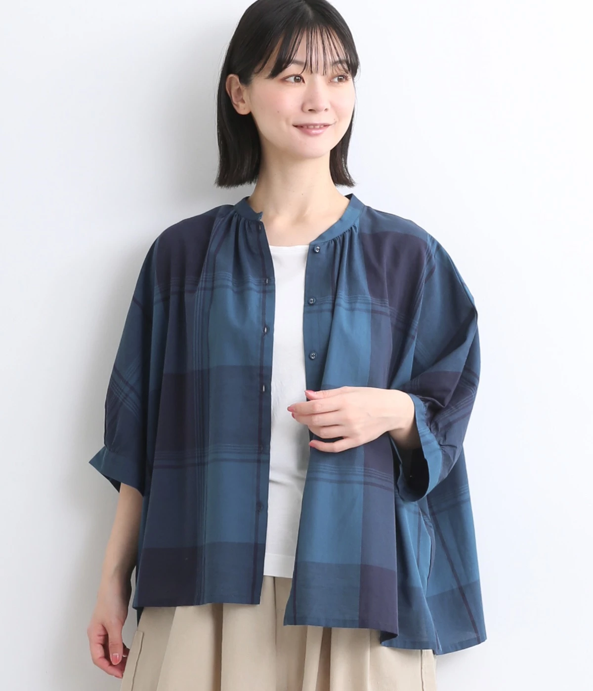 コットンリネン細番手ブロックチェックブラウス(ブルー-ONESIZE)