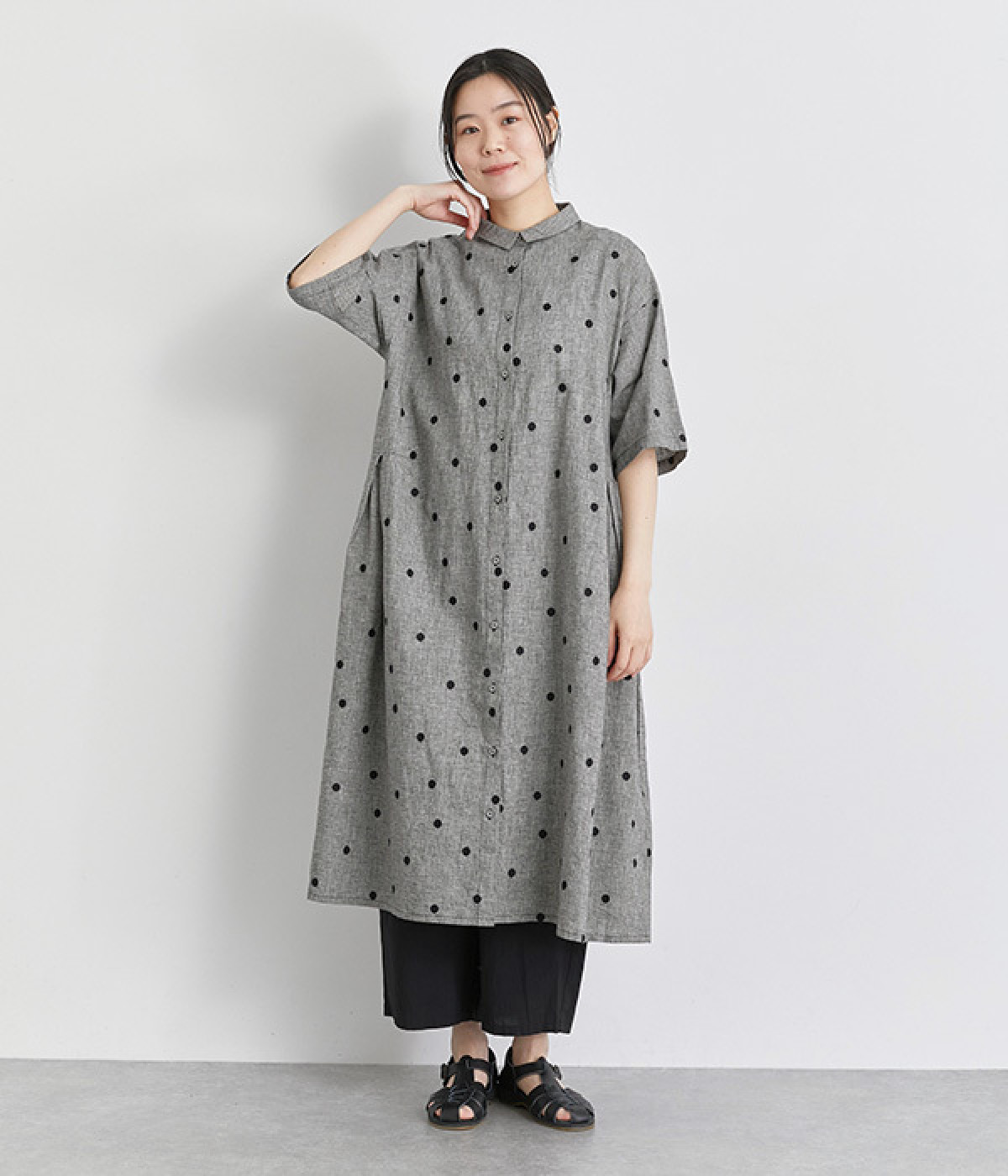 コットンリネンドット刺繍ワンピース(チドリ-ONESIZE)