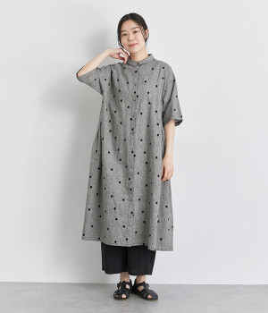 コットンリネンドット刺繍ワンピース(チドリ-ONESIZE)