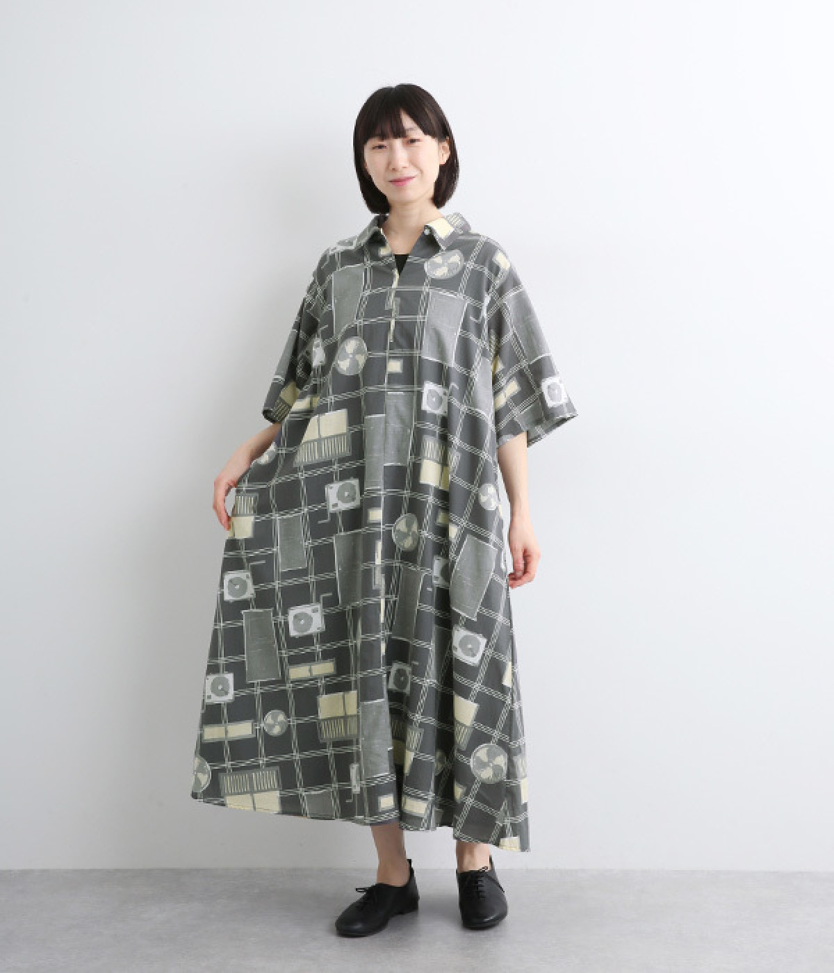 コットンキャンブリックアパートメントワンピース(グレー-ONESIZE)