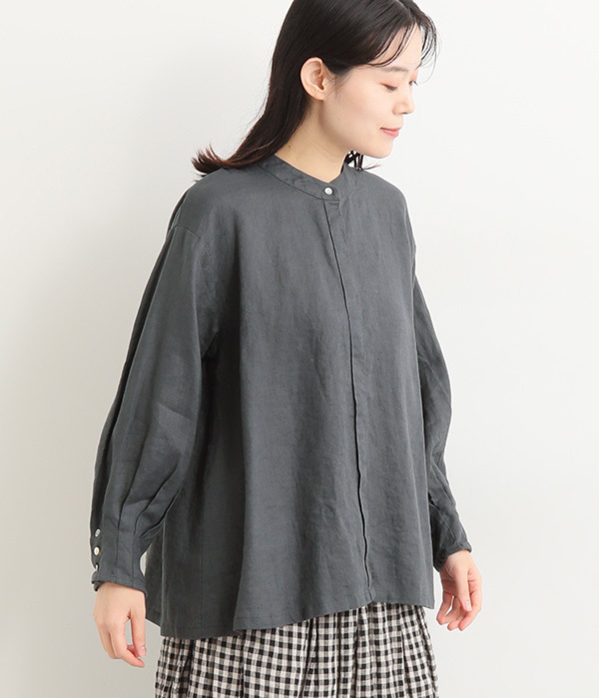 14番手リネン 配色タック切り替えシャツブラウス(アッシュグリーン×チャコール-ONESIZE)