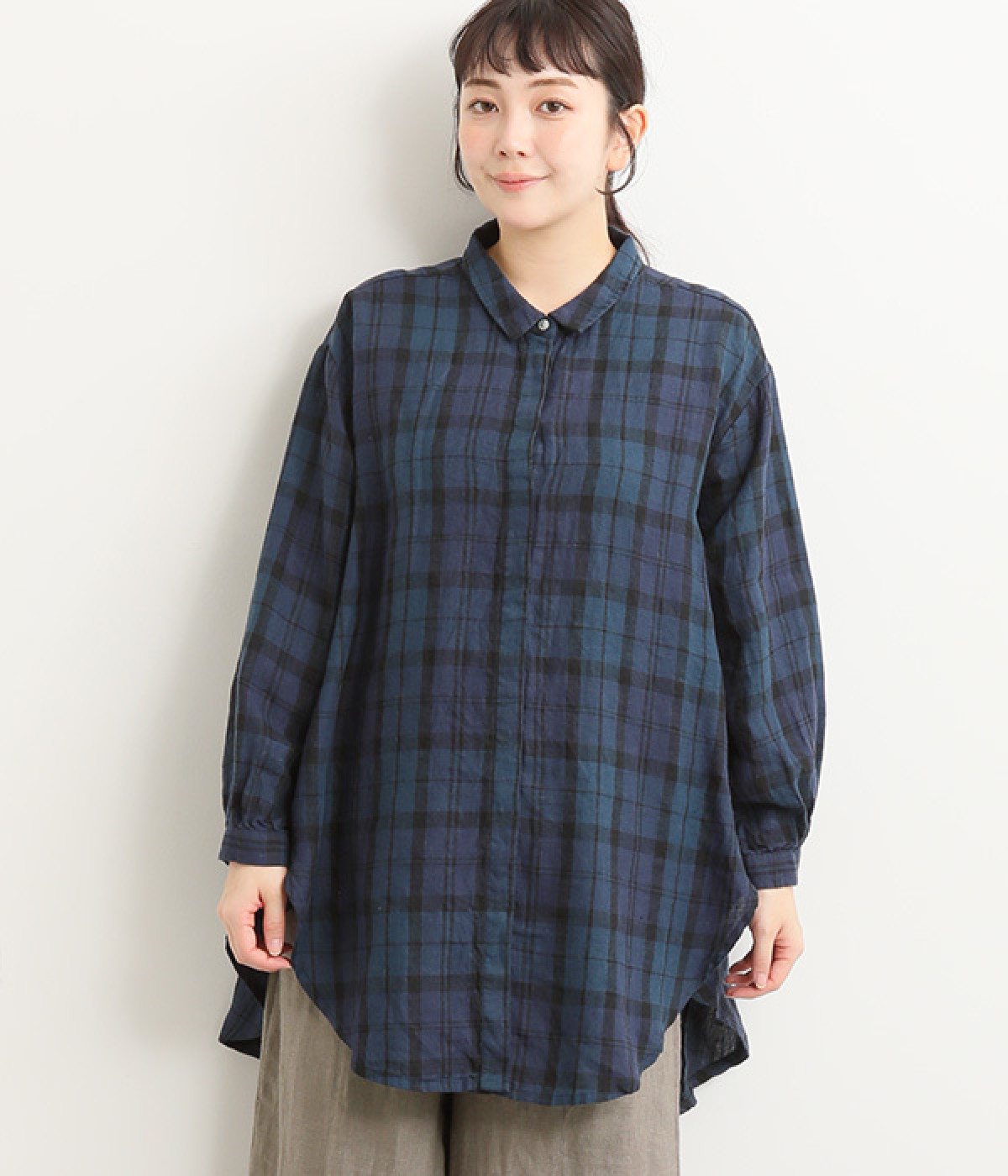 14番手リネン 後ギャザー比翼あきチュニック(ネイビーチェック-ONESIZE)