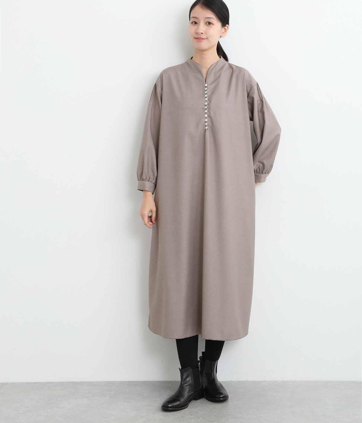 多ボタンデザインワンピース(グレージュ-ONESIZE)