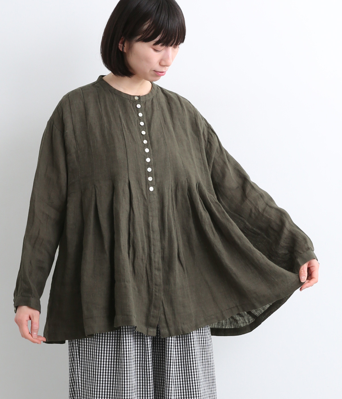 リネンシャンブレータックブラウス(チャコール-ONESIZE)