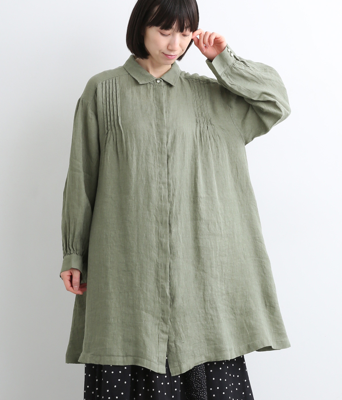 リネンシャンブレータックシャツ風チュニック(ダルグリーン-ONESIZE)
