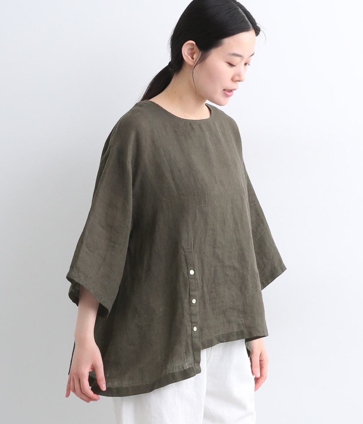 リネンシャンブレー　サイドボタンブラウス(チャコール-ONESIZE)