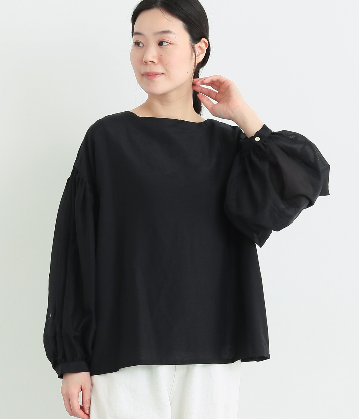 コットンシルク　ボリューム袖ブラウス(ブラック-ONESIZE)