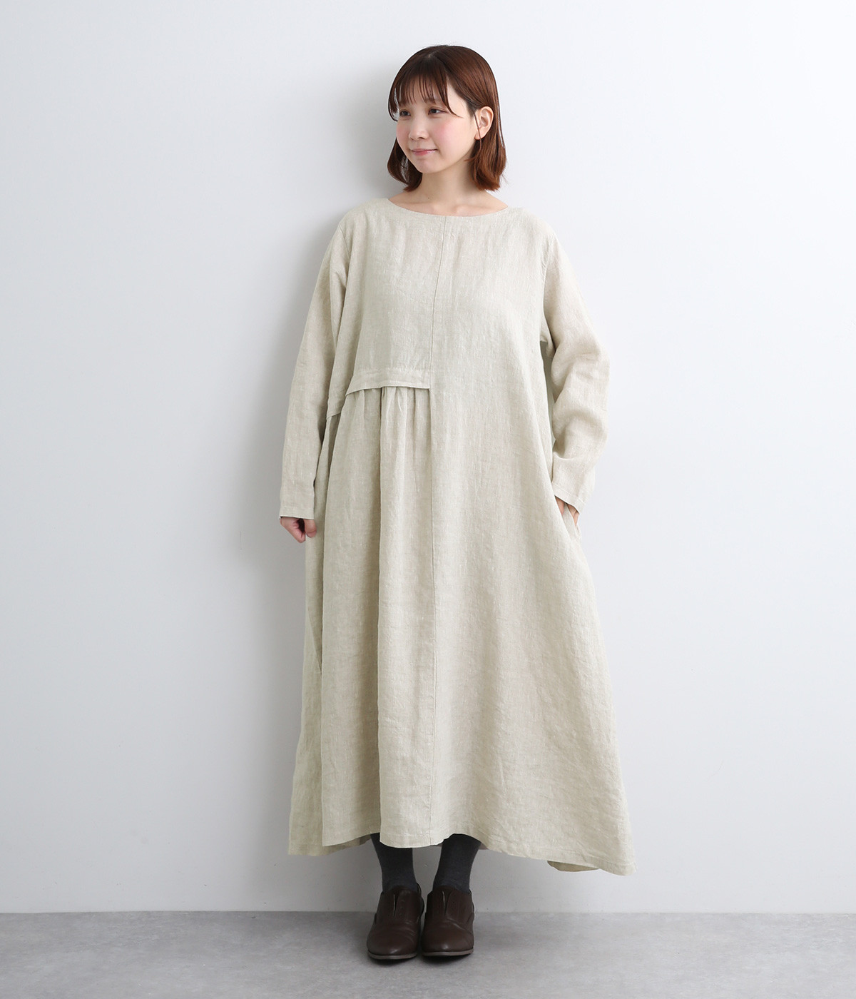 14番手リネンアシンメトリーギャザー切り替えワンピース(キナリ-ONESIZE)