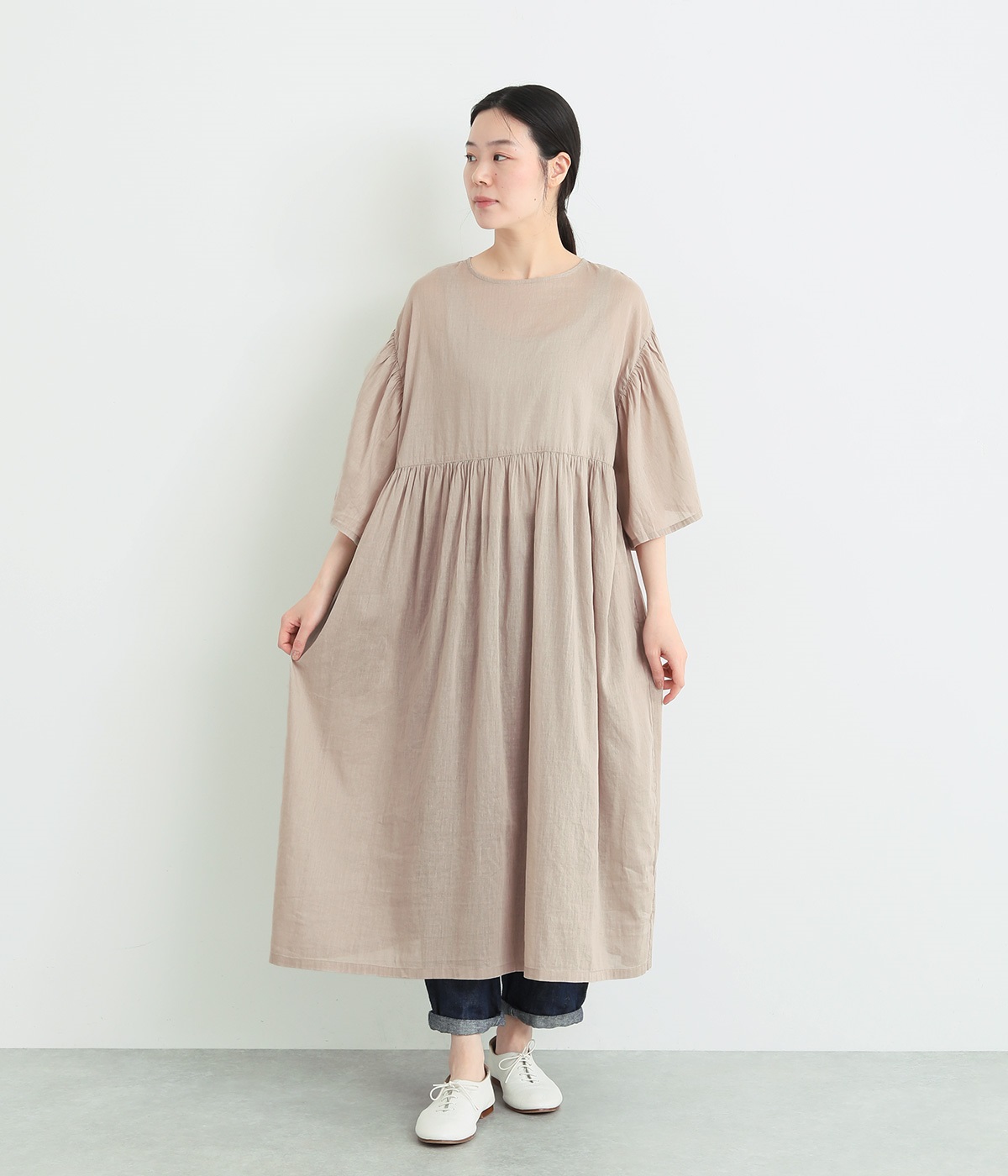 ラミーコットン　ギャザーワンピース(グレージュ-ONESIZE)