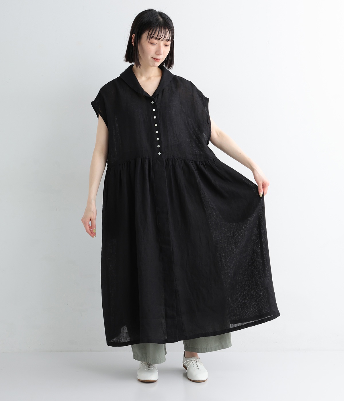 リネンシャンブレー　フレンチスリーブワンピース(ブラック-ONESIZE)