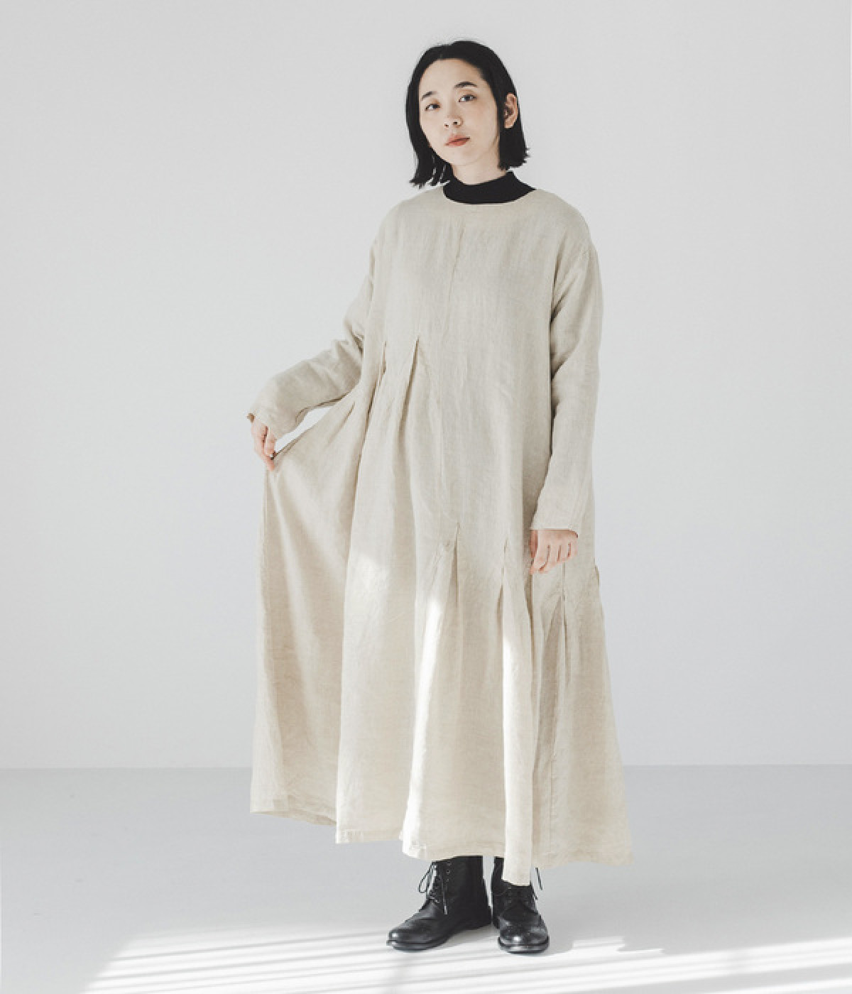 14番手リネン アシンメトリータックワンピース(キナリ-ONESIZE)