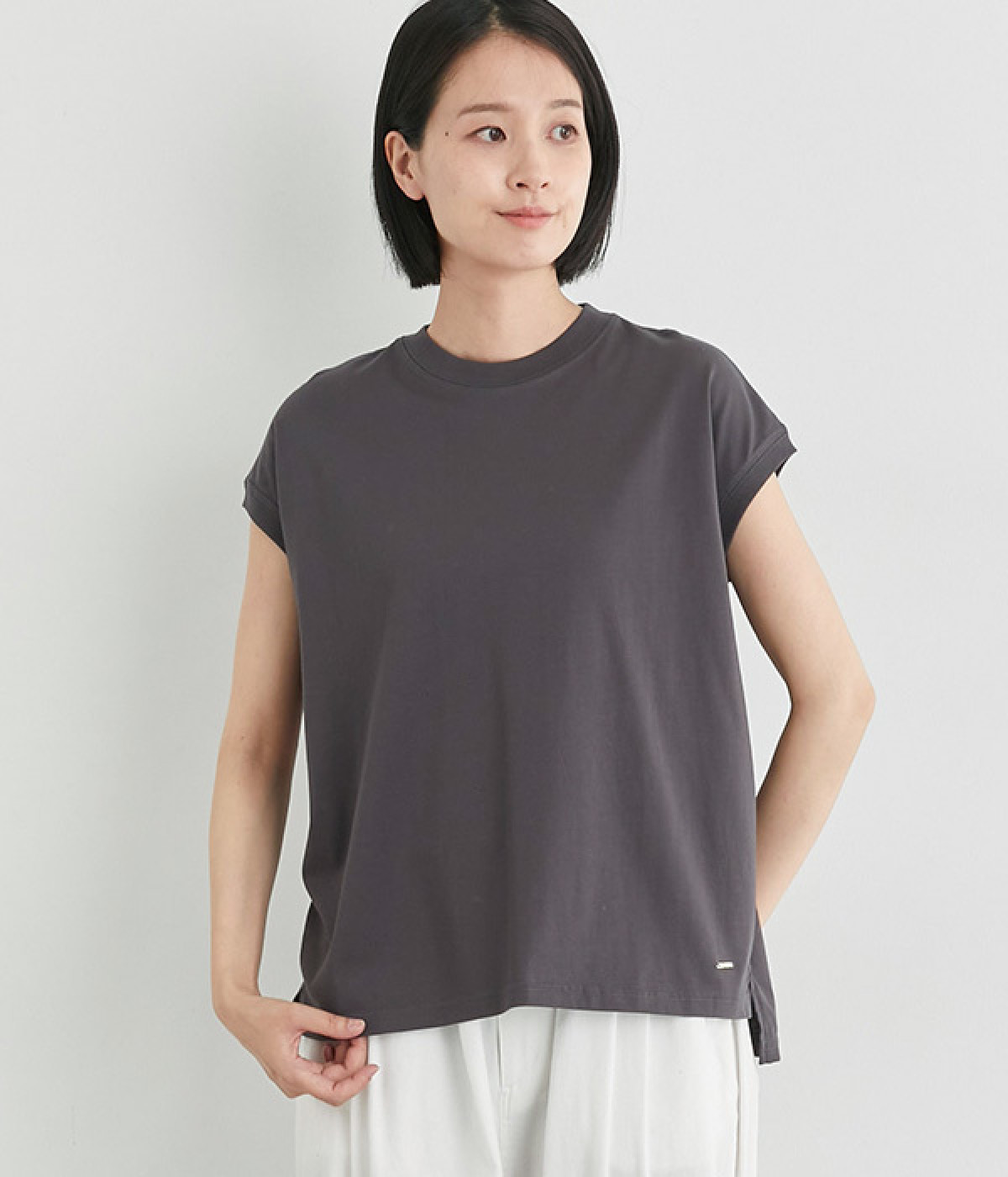 【neilikka】コットンクリーン天竺フレンチスリーブＴシャツ(スミクロ-L)