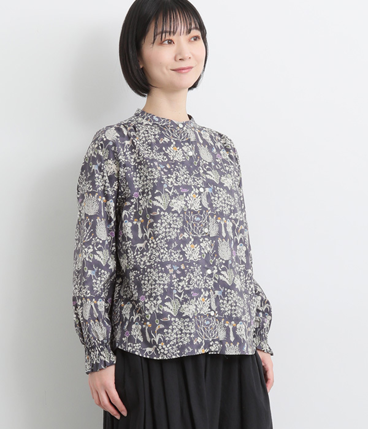 LIBERTYPRINTバンドカラー袖シャーリングブラウス(パープル-ONESIZE)