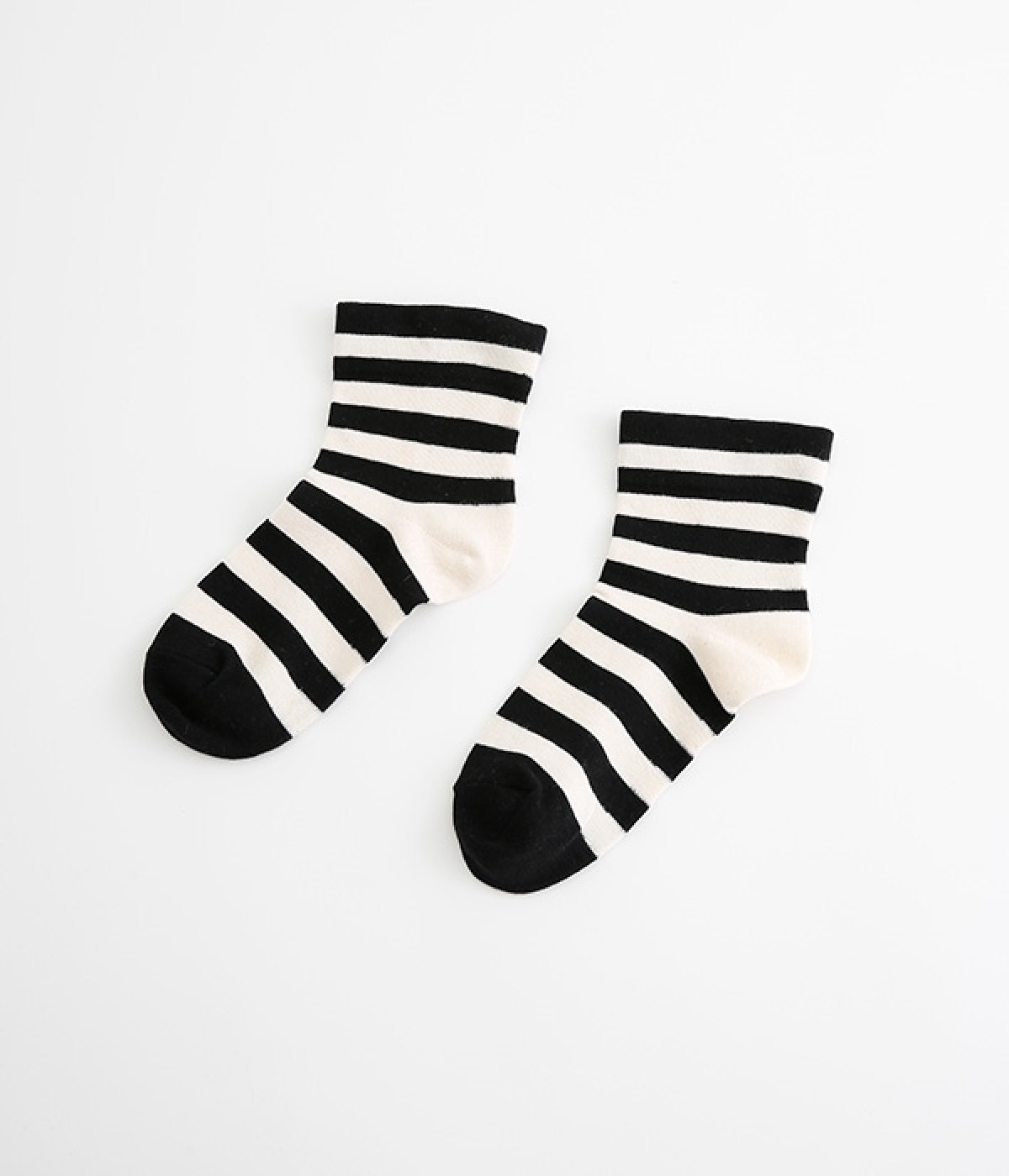 Hoffmann×to touchオーガニックボーダーソックス(ブラック×キナリ-ONESIZE)