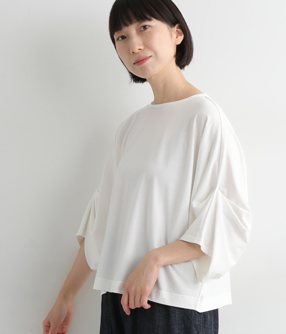 ドルマンタックスリーブ　Tシャツ(オフホワイト-ONESIZE)