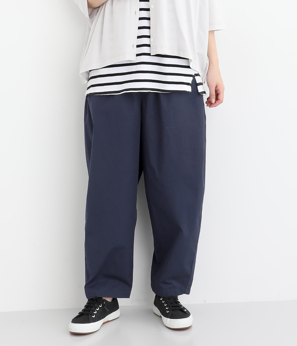ライトツイルタックテーパードパンツ(ネイビー-ONESIZE)