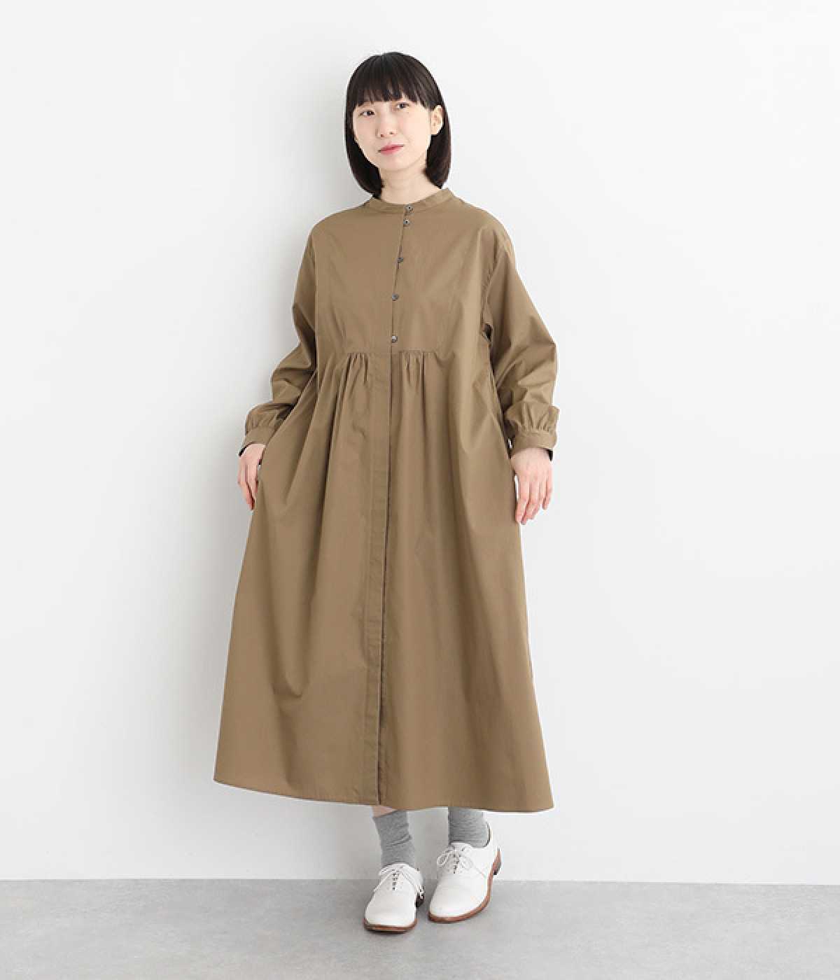 コーマブロード　バンドカラーワンピース(カーキ-ONESIZE)