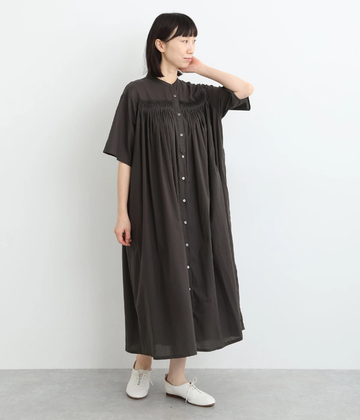 コットンソフトローンねじりピンタックワンピース(スミクロ-ONESIZE)