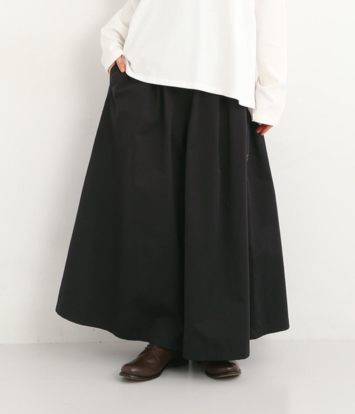 コットンサテンフレアーマキシパンツ(ブラック-ONESIZE)