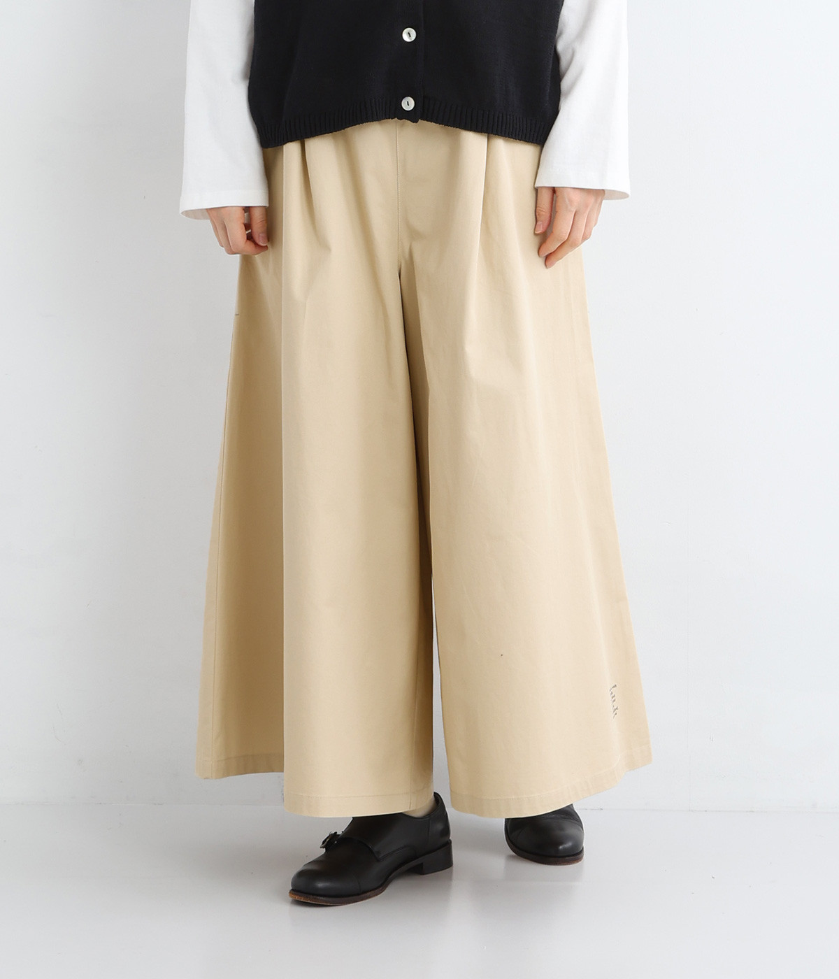 コットンツイルフレアーマキシパンツ(ベージュ-ONESIZE)