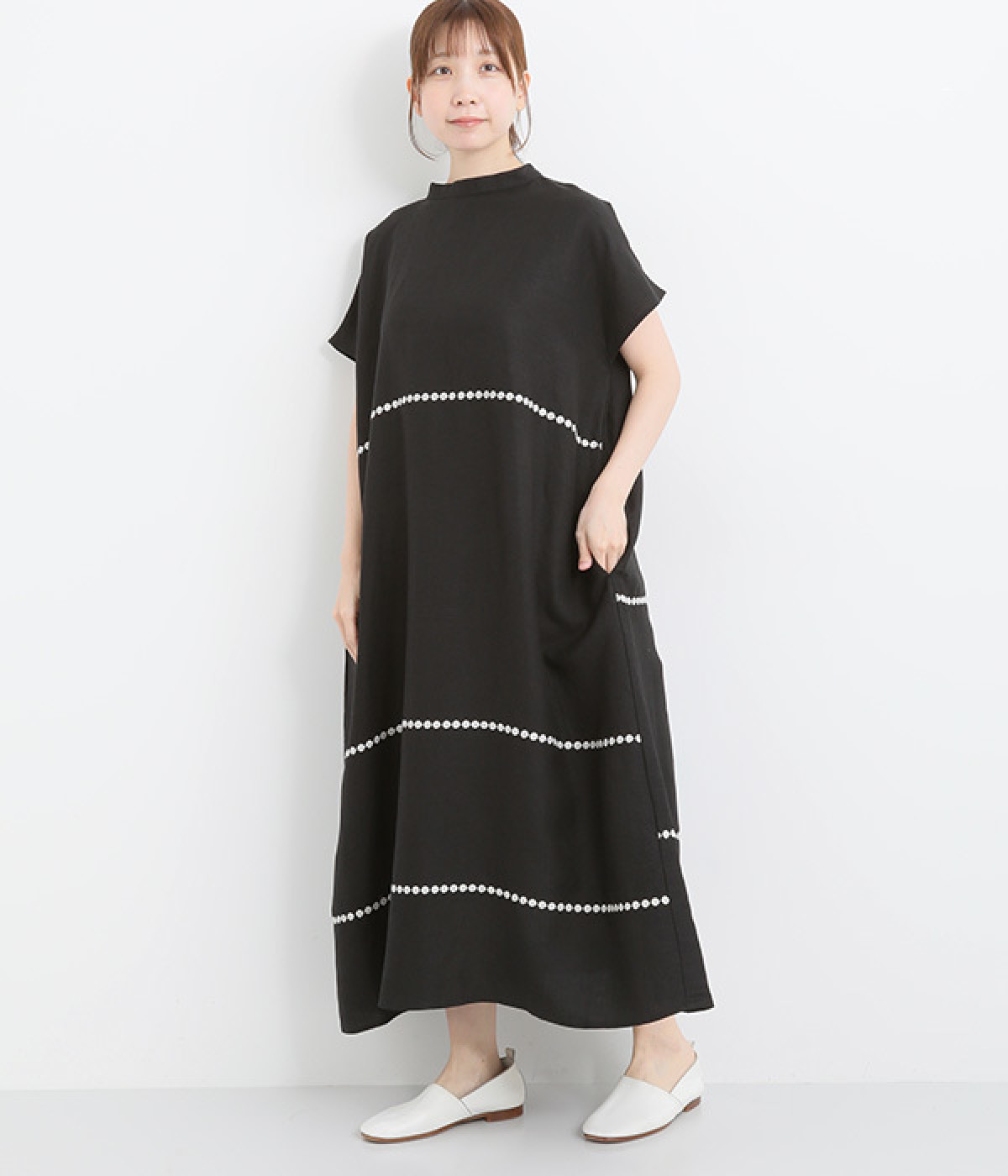 リネンレーヨンライン刺繍2wayワンピース(ブラック-ONESIZE)