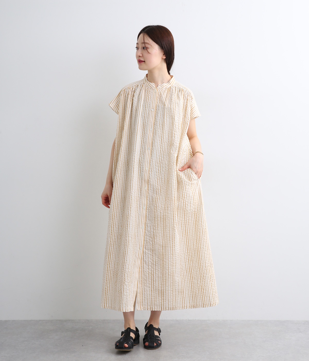 コットンリップルストライプギャザーワンピース(ベージュ-ONESIZE)