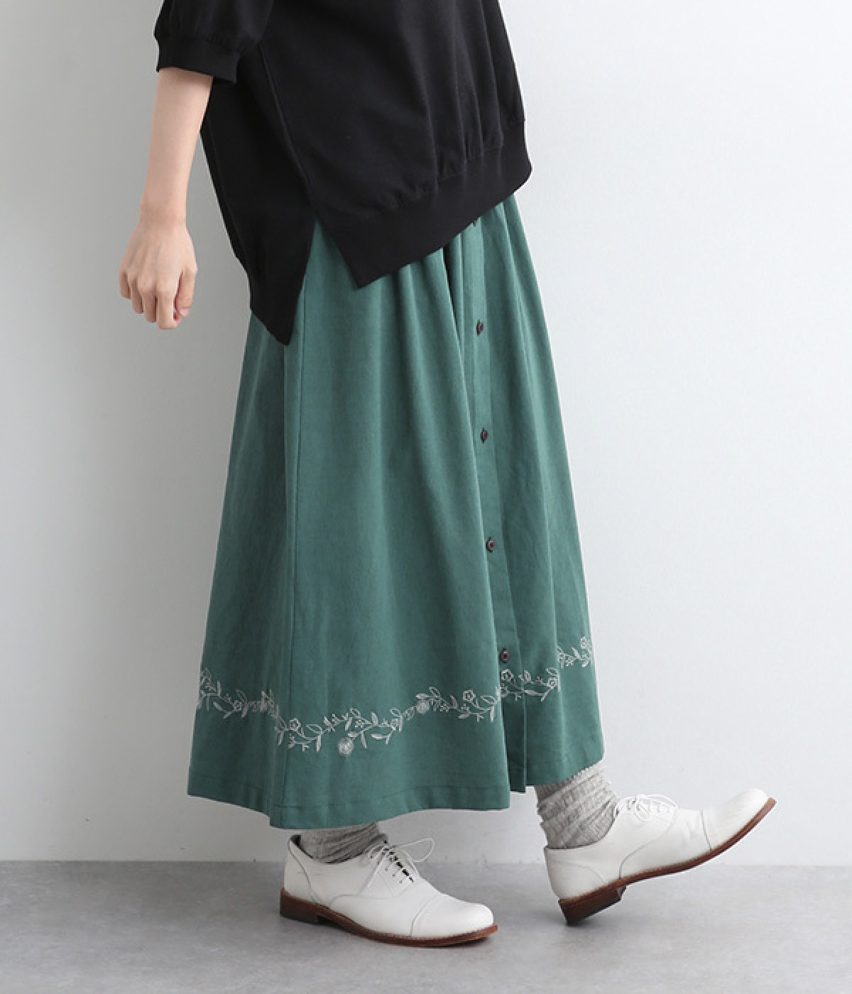 コットンリネン刺繍入りスカート(グリーン-ONESIZE)