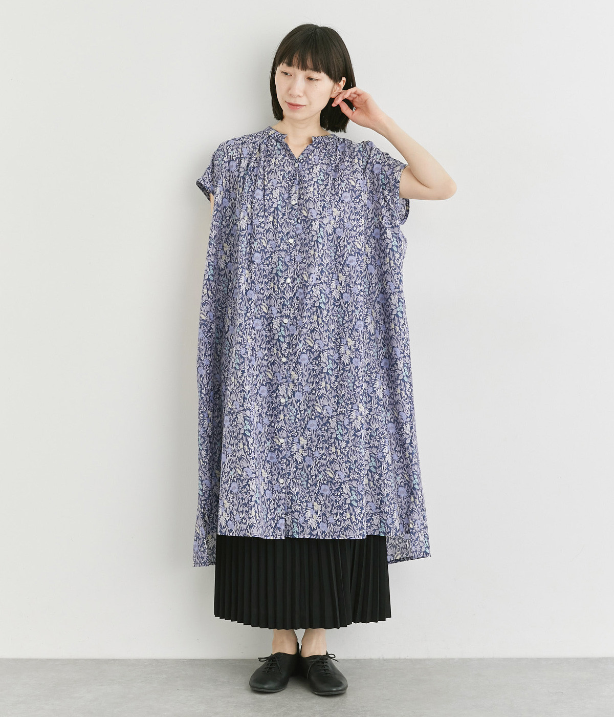 コットン 花柄バンドカラーフレンチワンピース(ネイビー-ONESIZE)