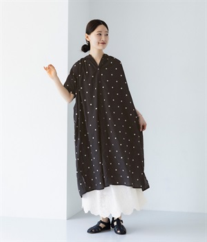 キャンブリック ドット刺繍 前開きワンピース