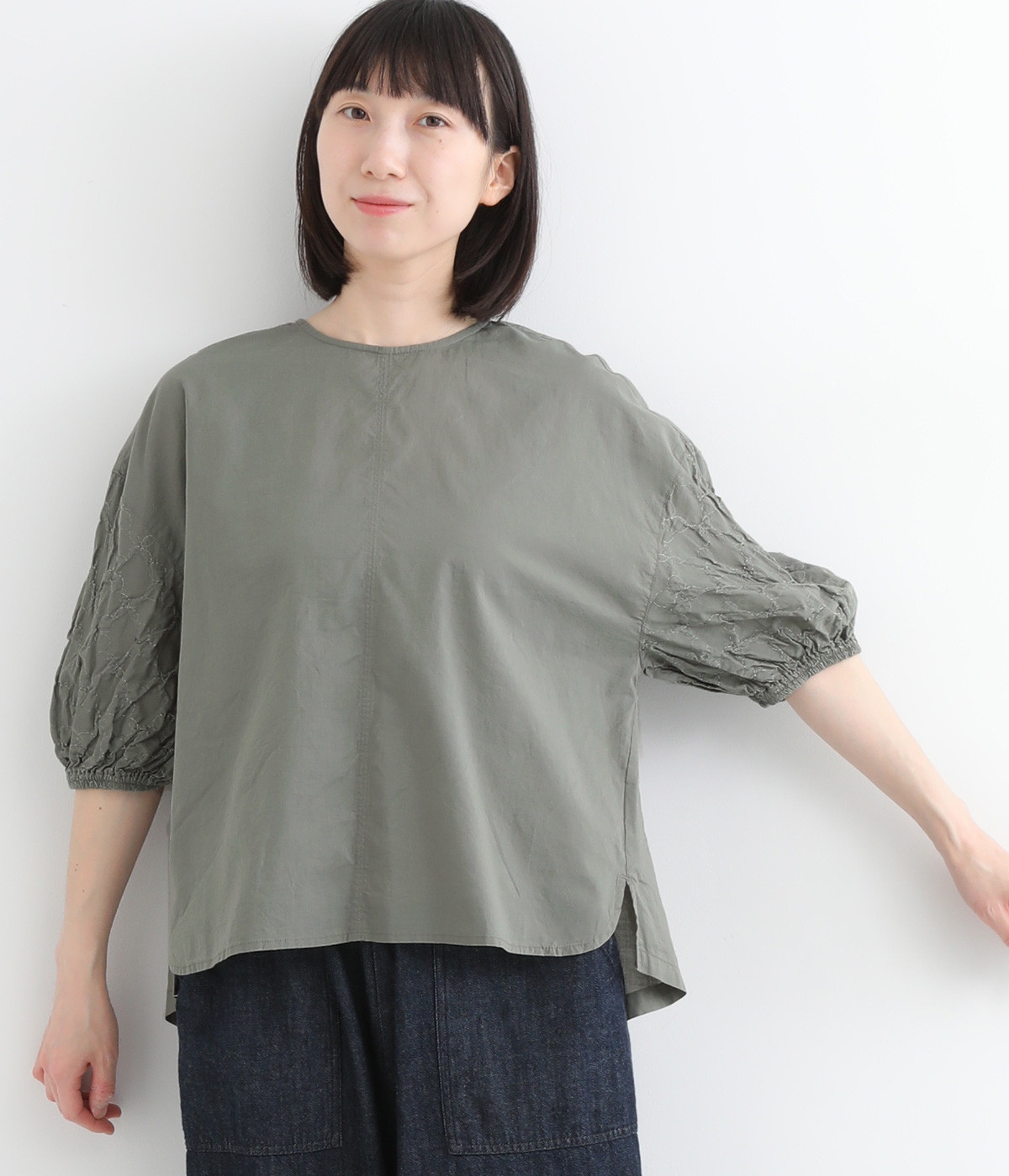 シュリンク刺繍プルオーバー(カーキ-L)