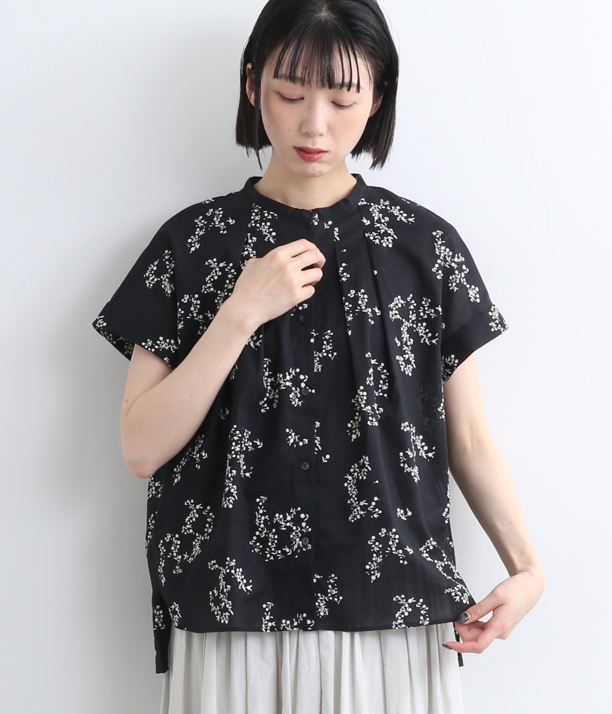 コットンボイルスモールフラワープリントドルマンブラウス(チャコール-ONESIZE)