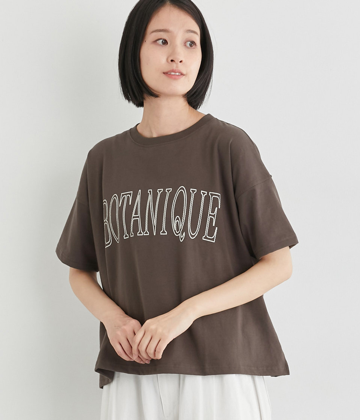 BigロゴプリントTシャツ(ブラウン-M)