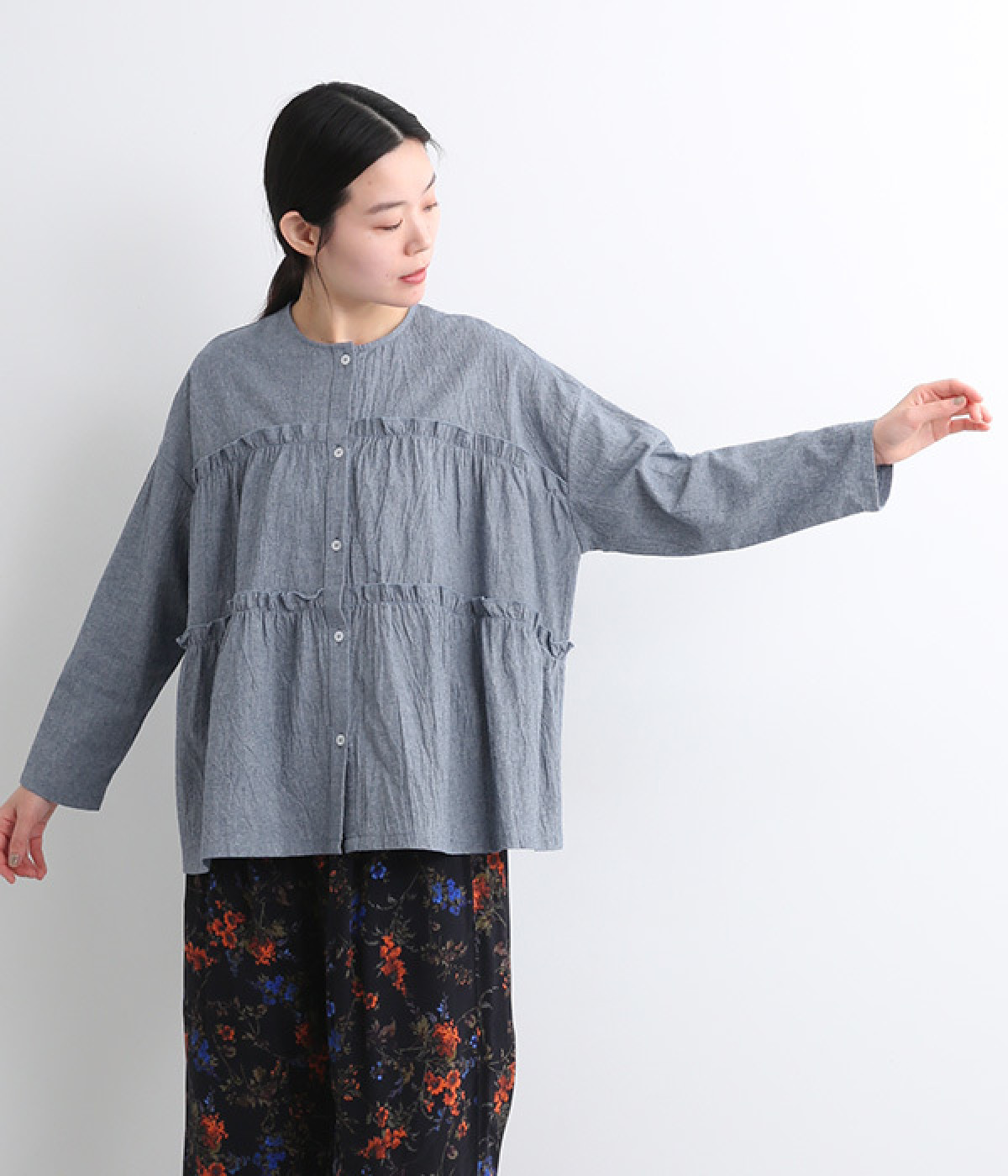 コットンリネンワッシャー フリル切替ギャザーシャツ(ブルー-ONESIZE)