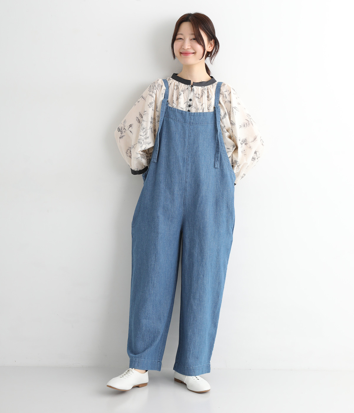 コットンリネン甘撚りデニム　サロペット(ブルー-ONESIZE)