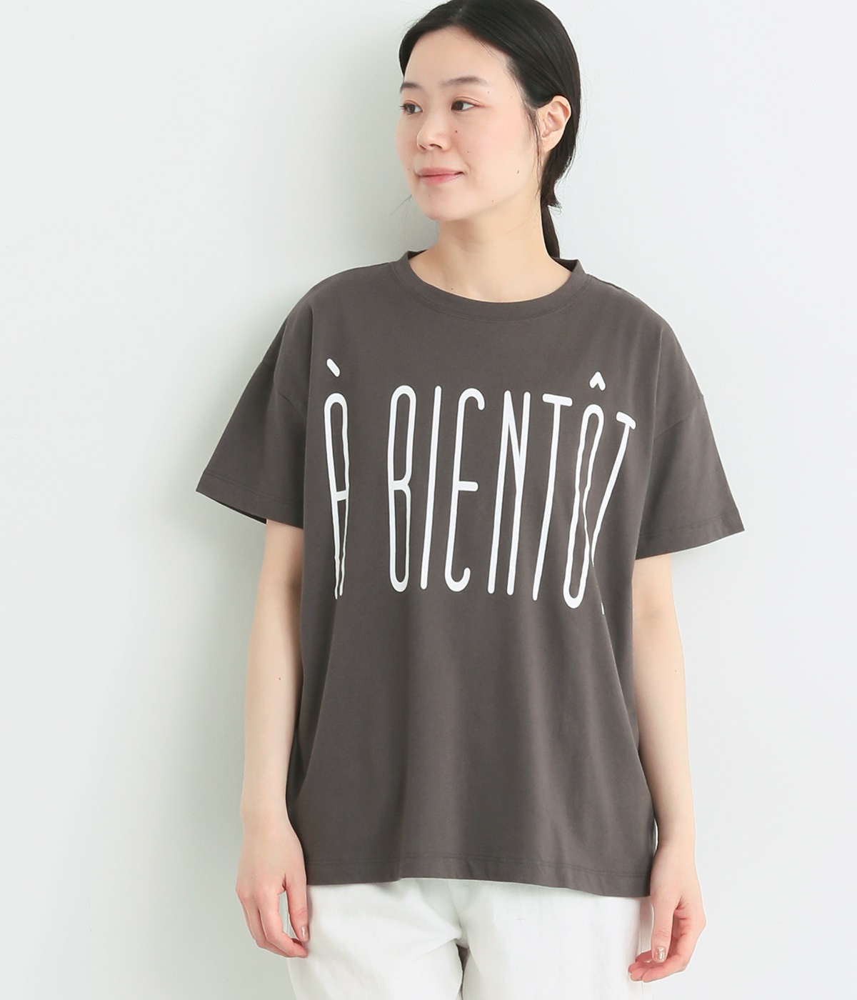 コットンジャージー　BIGロゴプリントTEE(チャコール-ONESIZE)