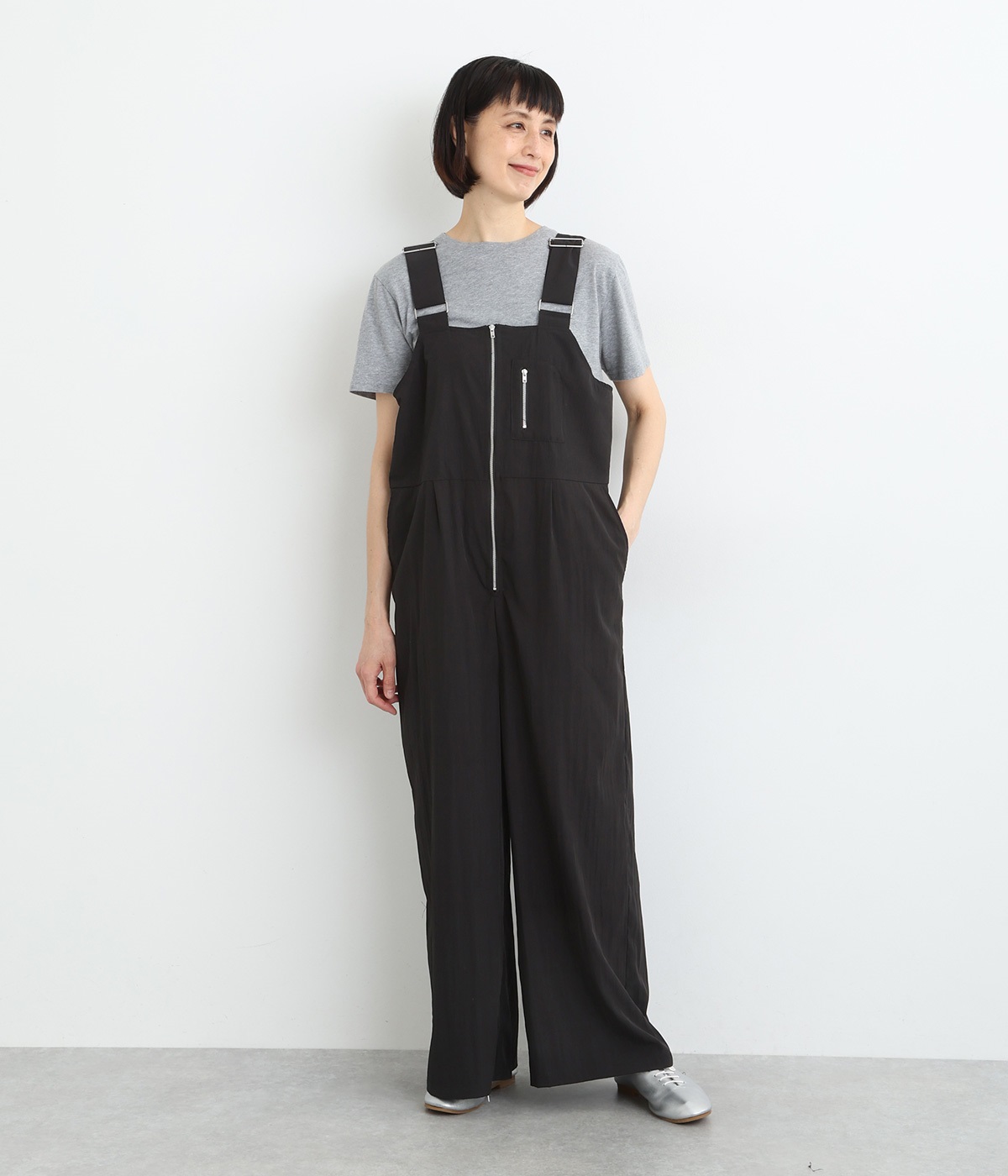 ナイロンヴィンテージ ワイドサロペットパンツ(クロ-ONESIZE)