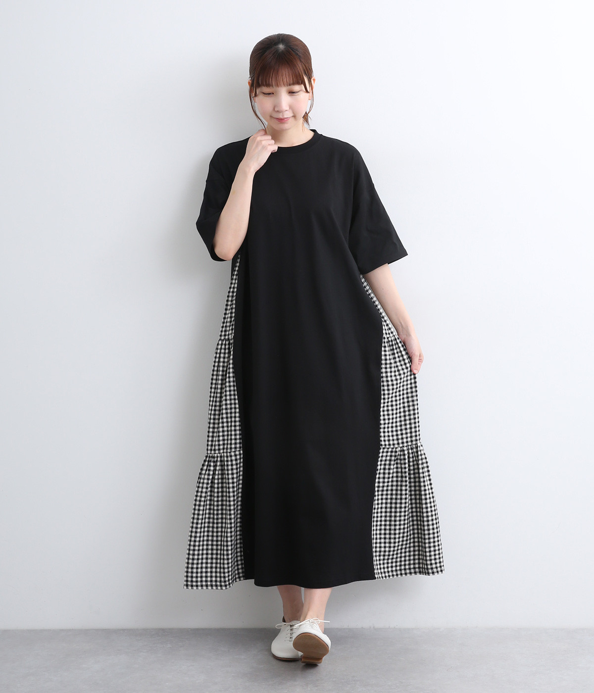 布帛切替サイドティアードワンピース(クロ×クロギンガム-ONESIZE)