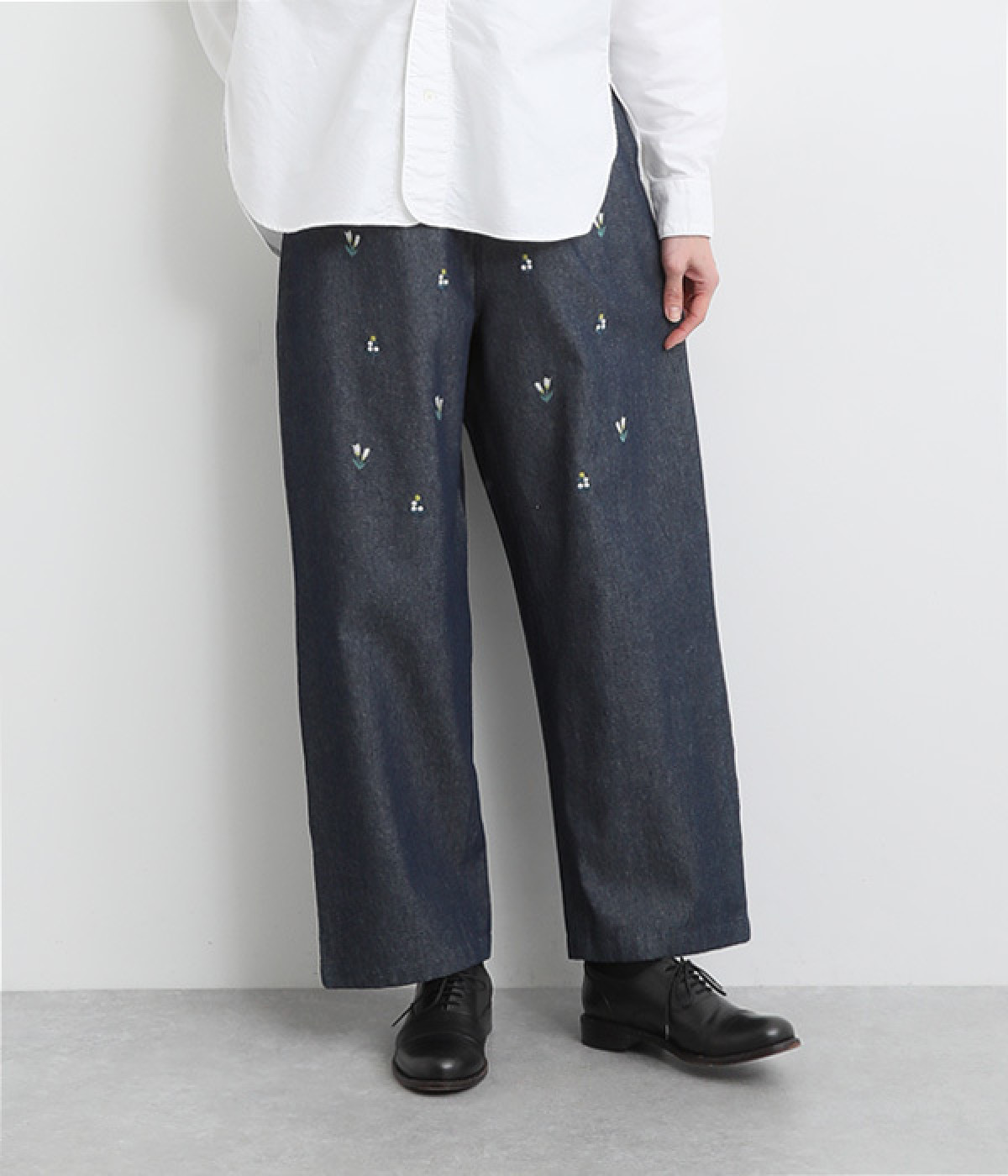 ボタニカル刺繍デニムストレートパンツ(インディゴ-ONESIZE)