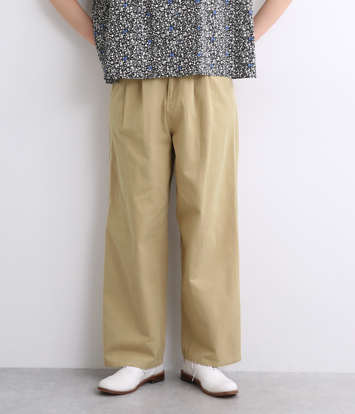 2タックストレートパンツ(ベージュ-ONESIZE)