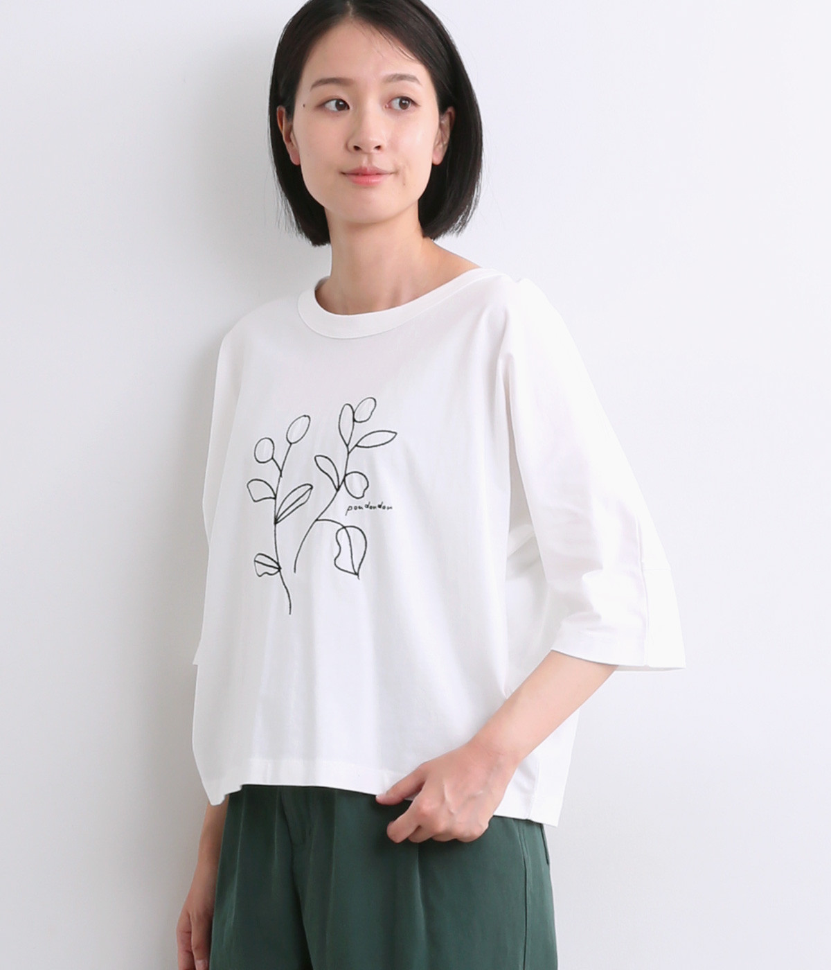 木のみ刺繍ドルマンTシャツ(オフホワイト-ONESIZE)