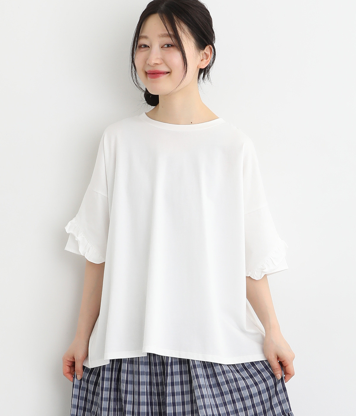 バックフリルワイドＴシャツ(オフホワイト-ONESIZE)