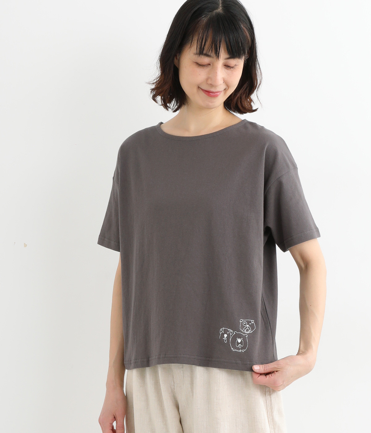 コットン天竺らくがきワンコ刺しゅう幅広プルオーバー(チャコール-ONESIZE)