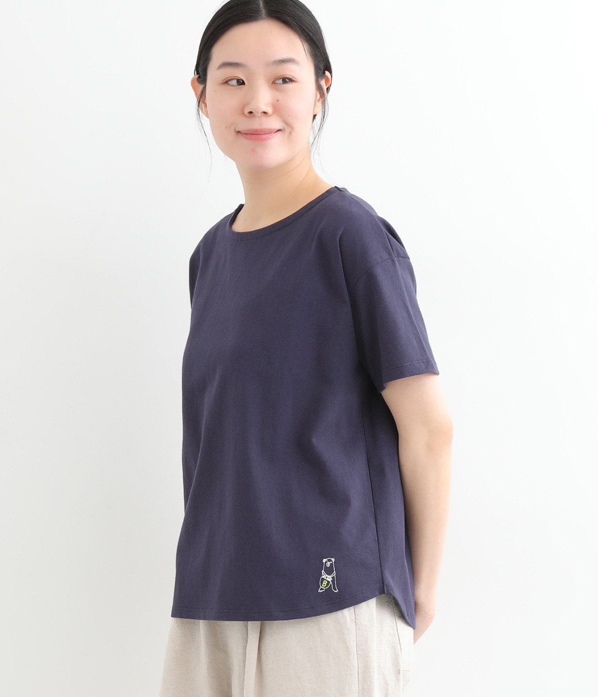 コットン天竺お花摘みクマ刺しゅうプルオーバー(ネイビー-ONESIZE)
